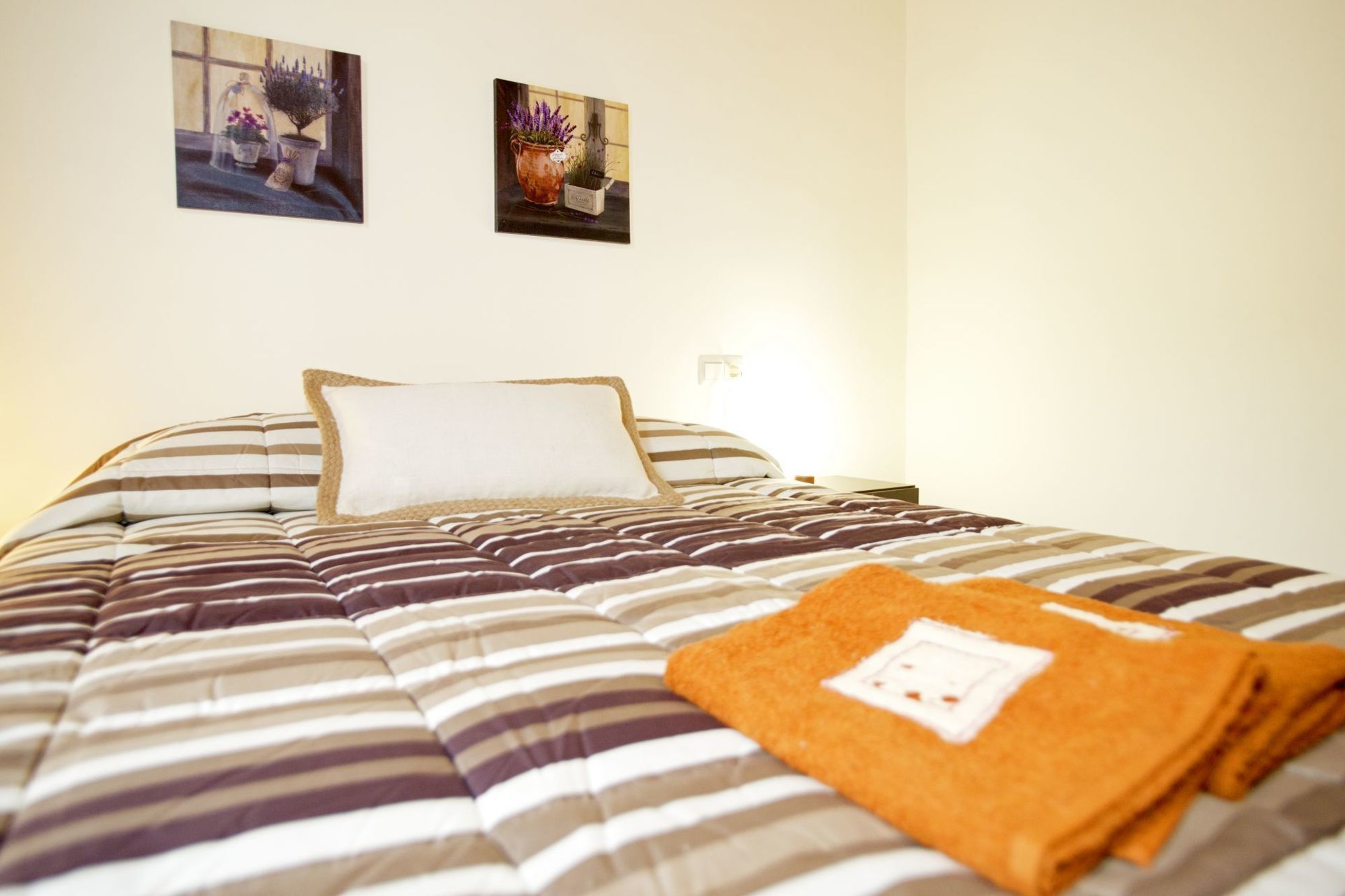 Bbarcelona Ramblas Apartment Exterior photo